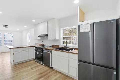 Kitchen - 104 Ocarroll St, Moncks Corner, SC 29461 photo 2 of 4