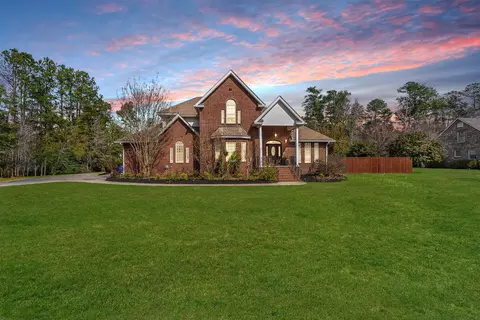 121 Wintergreen Rd, Walterboro, SC 29488