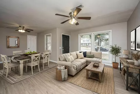 210 Jimbo Rd, Summerville, SC 29485
