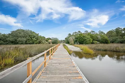 4579 Great Oak Dr, North Charleston, SC 29418