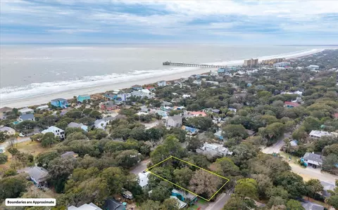 406 Erie Ave, Folly Beach, SC 29439