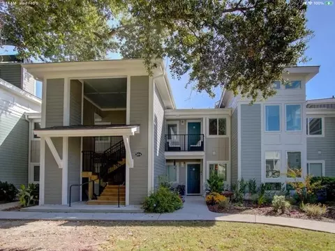 264 Alexandra Dr #10, Mount Pleasant, SC 29464