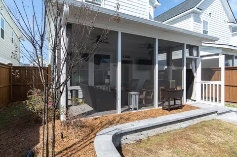 Exterior - 315 Eclipse St, Summerville, SC 29486 photo 6 of 15