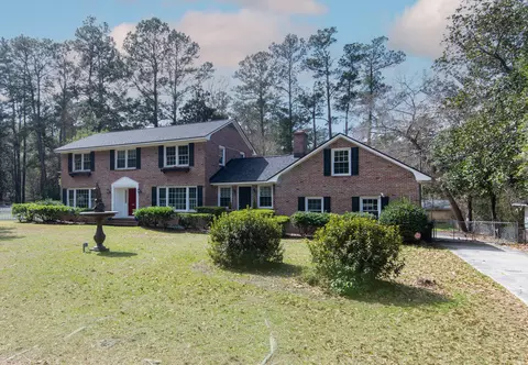 104 Race Club Rd, Summerville, SC 29483
