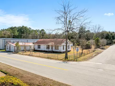 309 Heatley St, Moncks Corner, SC 29461