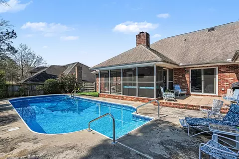 108 Dresden Dr, Goose Creek, SC 29445