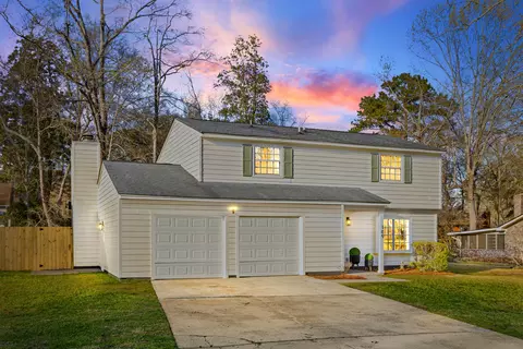 109 Woodthrush Rd, Summerville, SC 29485