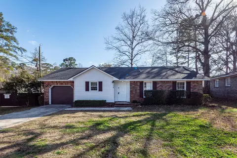 146 Highland Ave, Summerville, SC 29486