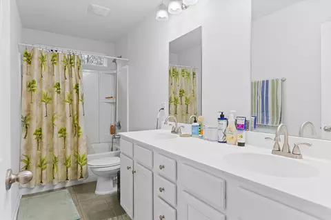 Bath - 154 Nolin Rd, Moncks Corner, SC 29461 photo 4 of 5