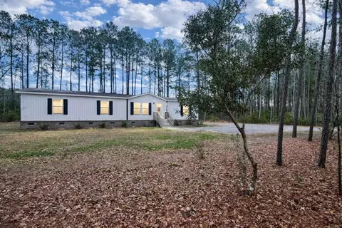1297 Heaven Dr, Saint Stephen, SC 29479