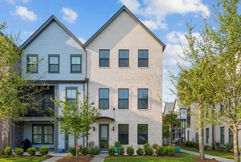 1570 Hancock St, Mount Pleasant, SC 29464