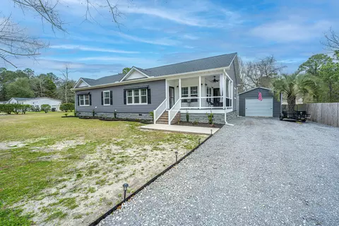 164 Albacore Rd, Bonneau, SC 29431