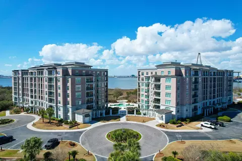 161 N Plaza Ct #501, Mount Pleasant, SC 29464