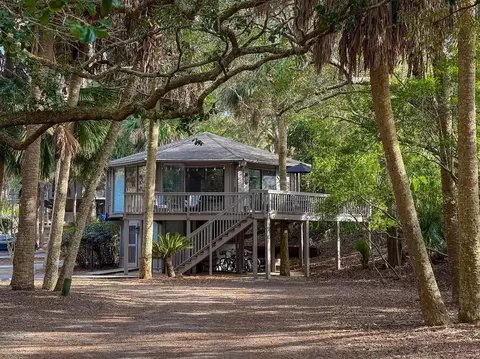 8 Dunecrest Trce, Johns Island, SC 29455