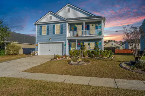 1138 Moss Grove Dr, Moncks Corner, SC 29461