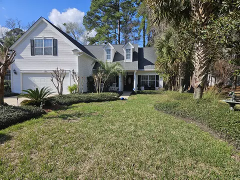 568 Pointe Of Oaks Rd, Summerville, SC 29485