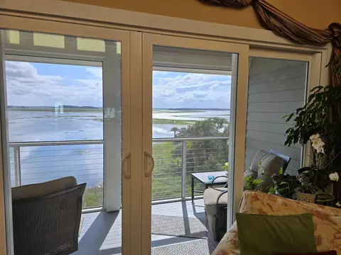 115 Mariners Cay Dr, Folly Beach, SC 29439