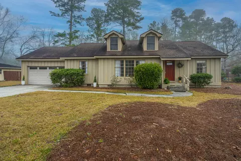 37 Milano St, Hanahan, SC 29410