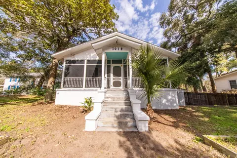1012 E Ashley Ave, Folly Beach, SC 29439
