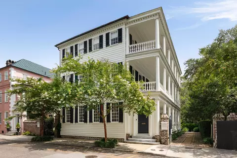 125 Tradd St, Charleston, SC 29401