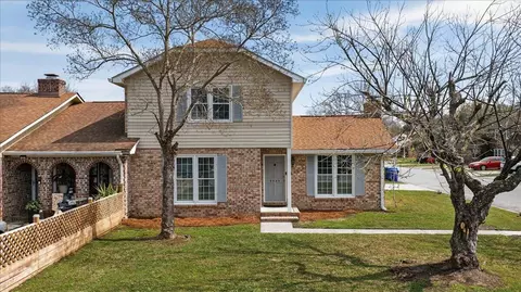 5558 Evelyn Dr, North Charleston, SC 29418