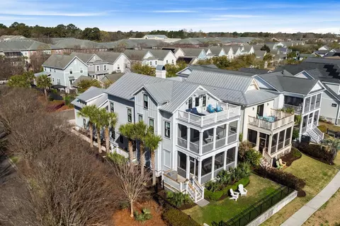 1300 Penshell Pl, Mount Pleasant, SC 29464
