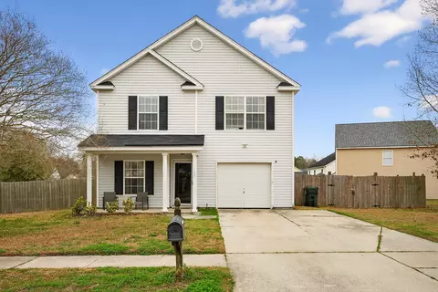 100 Dellwood St, Moncks Corner, SC 29461