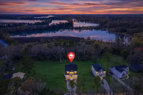 1306 Mccrae Dr, Moncks Corner, SC 29461