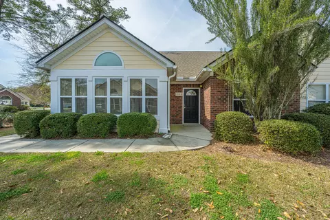 104 Ashley Villa Cir #A, Charleston, SC 29414