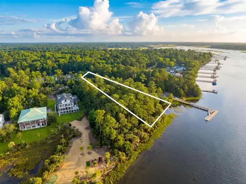 1382 Eden Rd, Awendaw, SC 29429