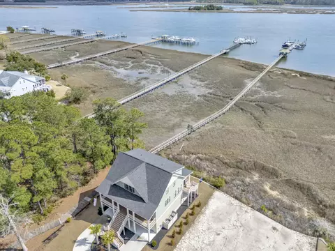 1026 Jervey Point Rd, Wando, SC 29492