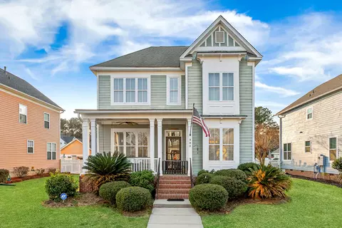 302 Hydrangea St, Summerville, SC 29483