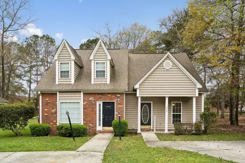 373 Springview Ln, Summerville, SC 29485
