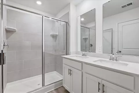 Bath - 205 Brook Run Dr, Moncks Corner, SC 29461 photo 5 of 6