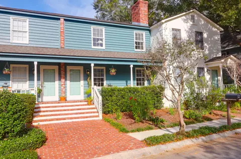 1530 Village Sq #1, Mount Pleasant, SC 29464