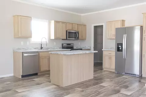 101 Feather Dr, Georgetown, SC 29440 photo 8
