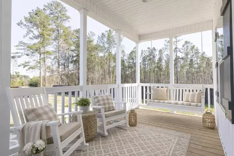 101 Feather Dr, Georgetown, SC 29440 photo 5