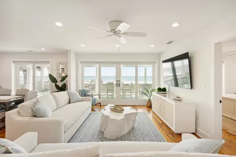 603 E Arctic Ave, Folly Beach, SC 29439