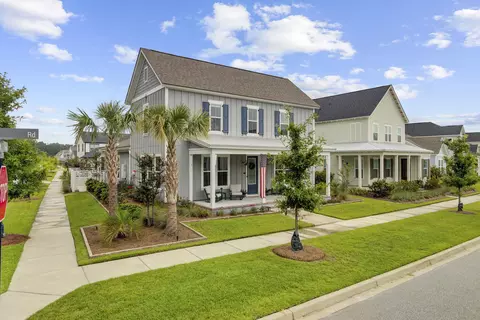 368 Baritone Rd, Summerville, SC 29486
