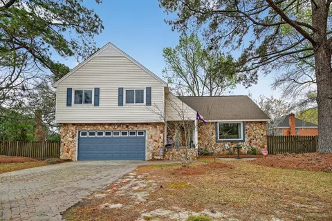 62 Sorento Blvd, Hanahan, SC 29410