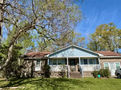 246 Columbia Dr, Ladson, SC 29456