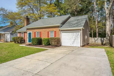 103 York Pl, Goose Creek, SC 29445