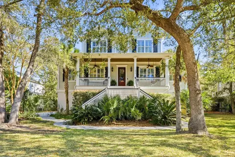 2216 Beckenham Dr, Mount Pleasant, SC 29466