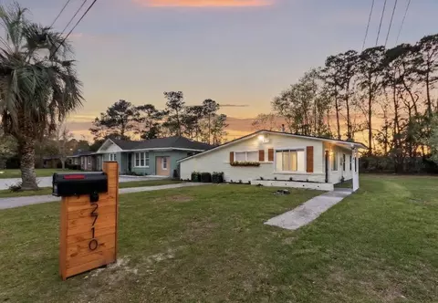 2710 Leola St, North Charleston, SC 29405