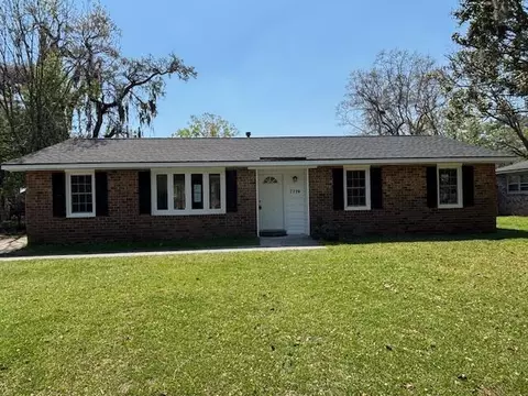 7719 Mendelwood Dr, North Charleston, SC 29418
