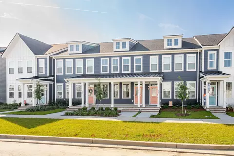 422 Swaying Pne Ln, Summerville, SC 29486