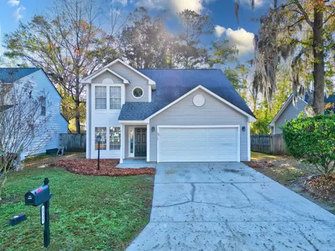 8335 Coventry, North Charleston, SC 29420
