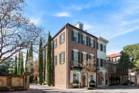 103 Church St #A, Charleston, SC 29401