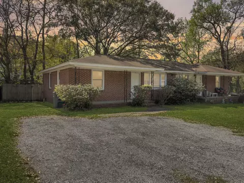 1129 Berkeley St UNIT A, Hanahan, SC 29410