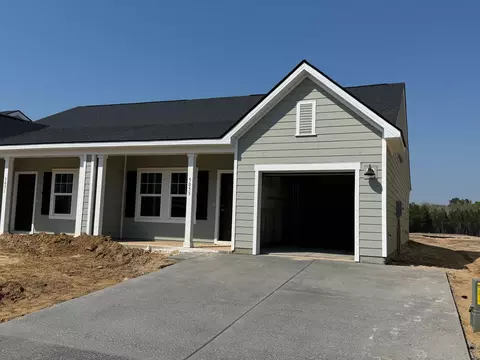 5047 Blackberry Ln, Ravenel, SC 29470